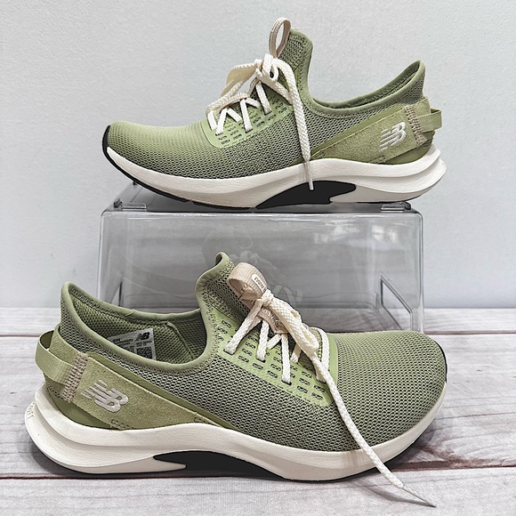 New Balance Dynasoft Nergize Sport V2 Sage Green Athletic Shoes Cross Trainers - Picture 1 of 10